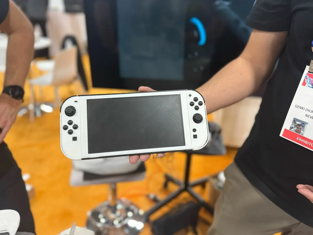 Genki exibe a réplica do nintendo switch 2